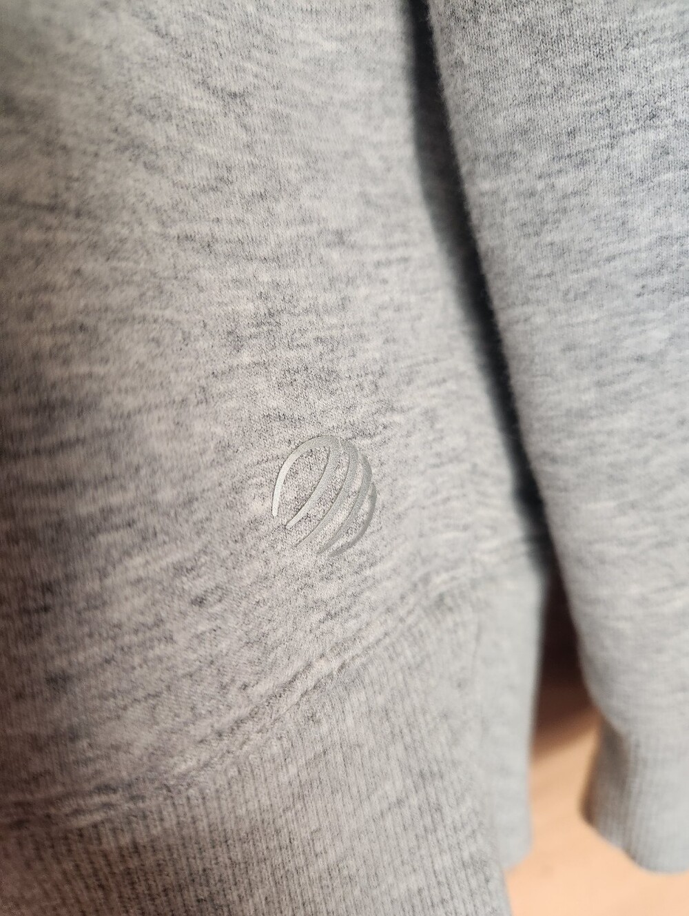 HEATHER GREY CUTOUT BACK RIBBON TIE SWEATSHIRT SIZE LARGE SOFT GIRL AESTHETIC - Picture 3 of 8